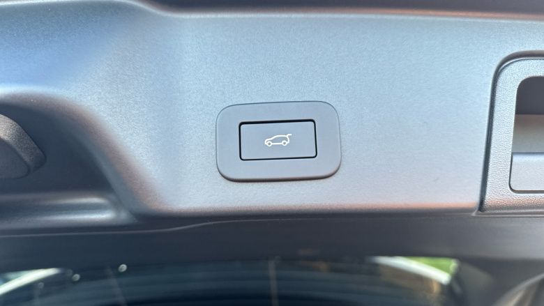 Land Rover Range Rover Evoque 2.0 D200 Edition 5dr Auto Diesel Hatchback